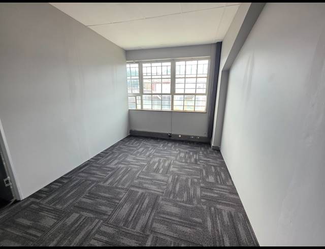 930M² WAREHOUSE TO LET IN OPHIRTON